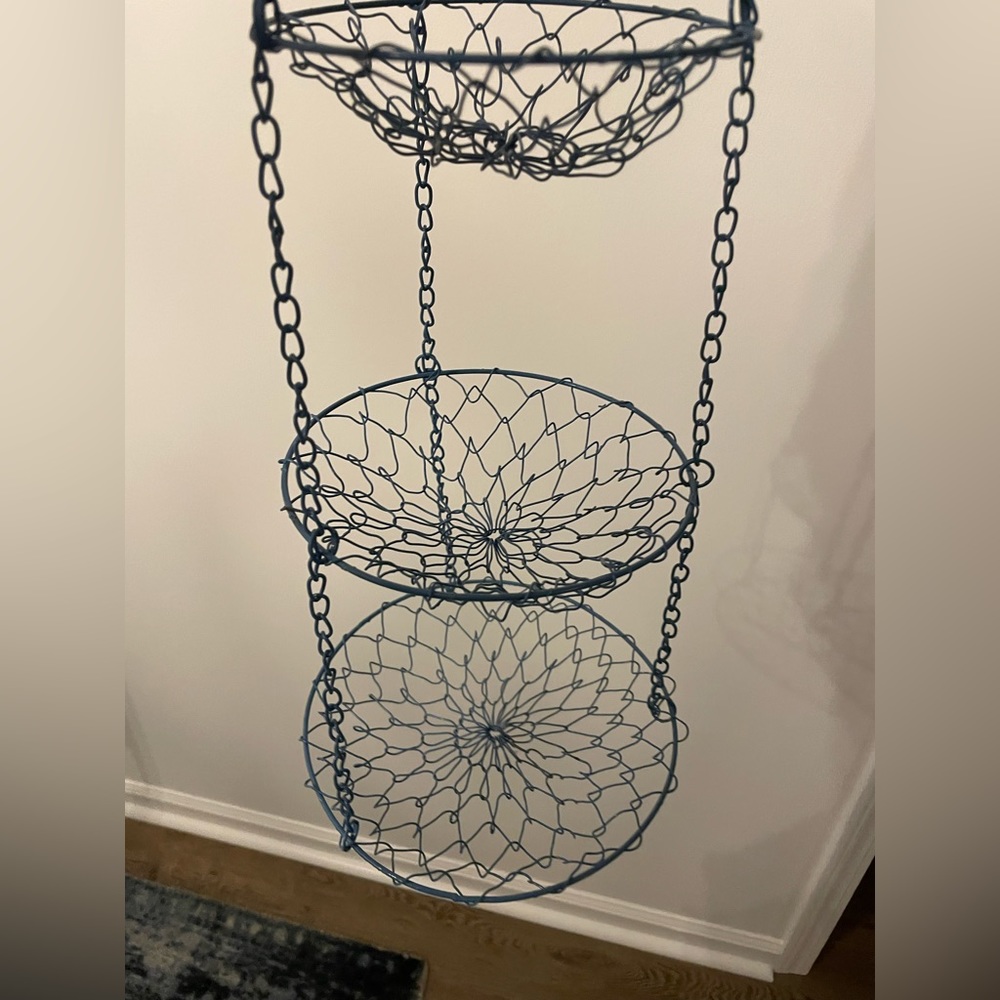 NWOT hanging wire kitchen storage